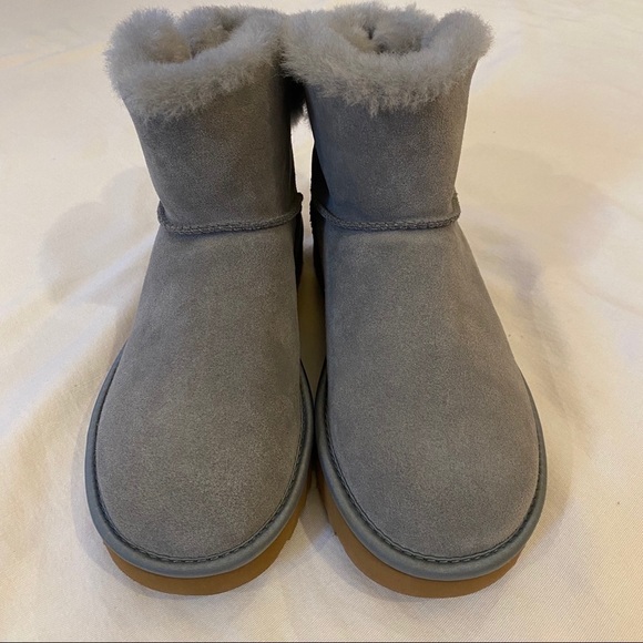 NWOT~UGG Women Mini Bling Swarovski Crystal Gray Boots Size 8 - Picture 6 of 11